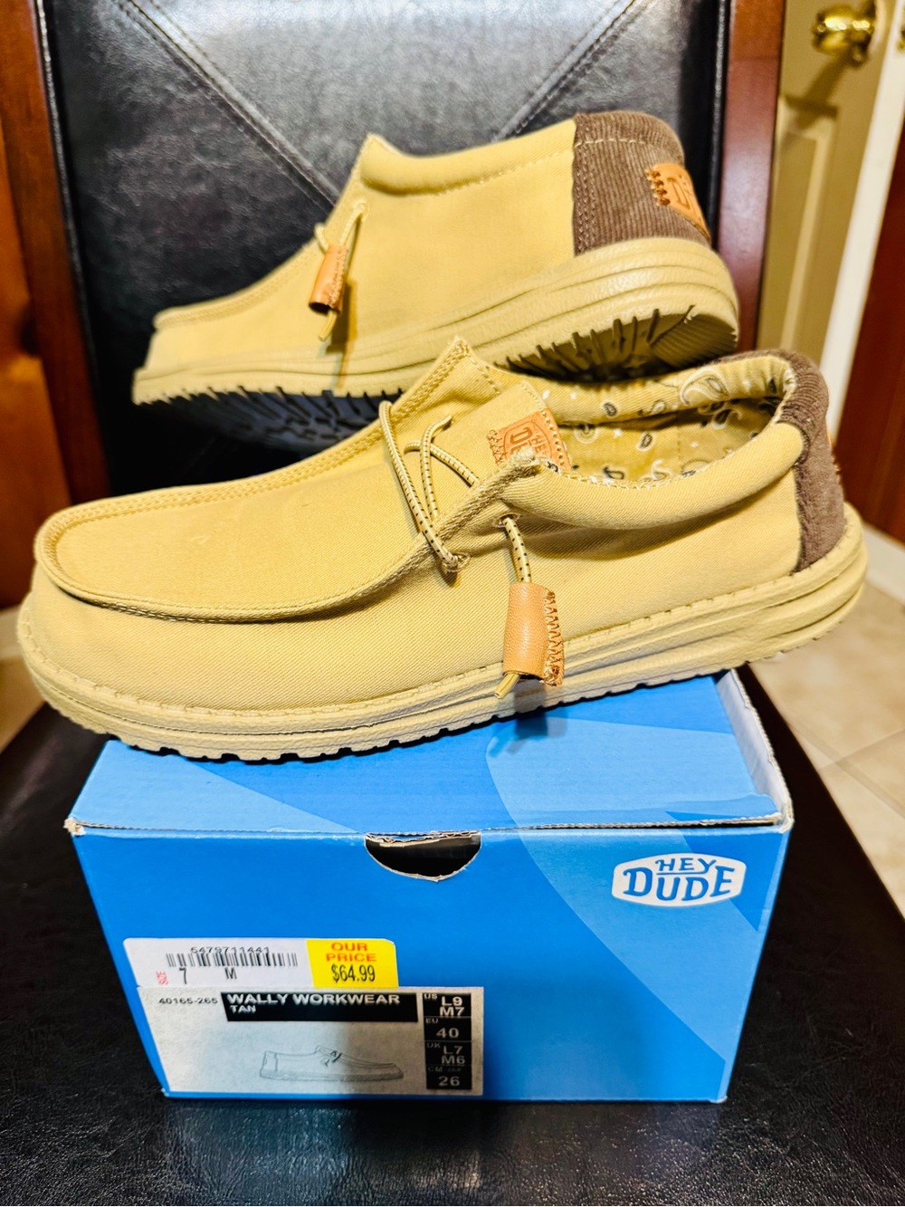 Hey Dude Wally Casual Slip-On Shoe in Tan. Like new. Size 7M/9W